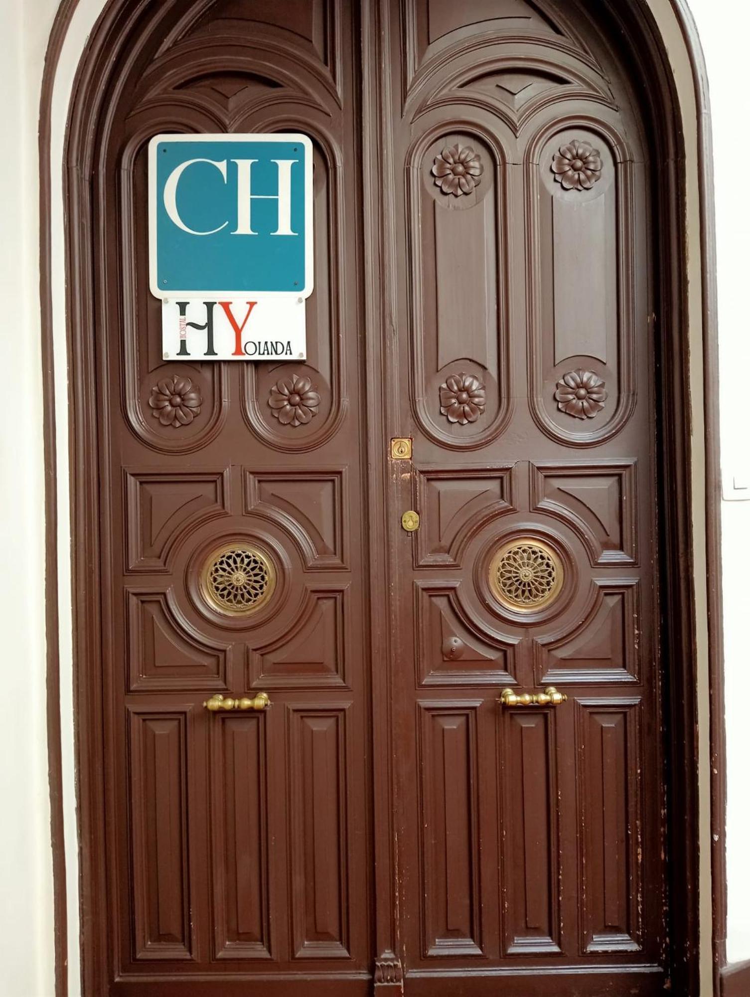 Hostal Yolanda Madrid Exteriör bild